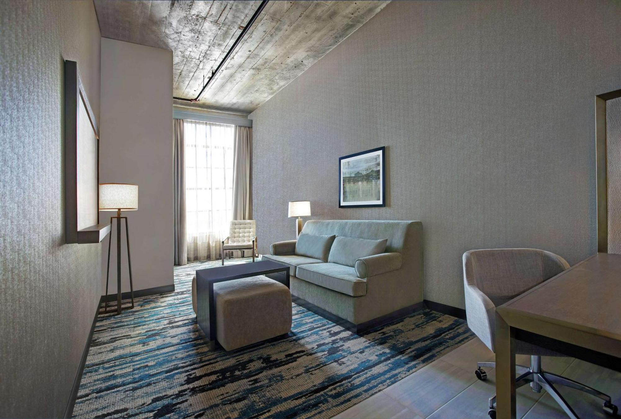 Embassy Suites By Hilton Rockford Riverfront Buitenkant foto