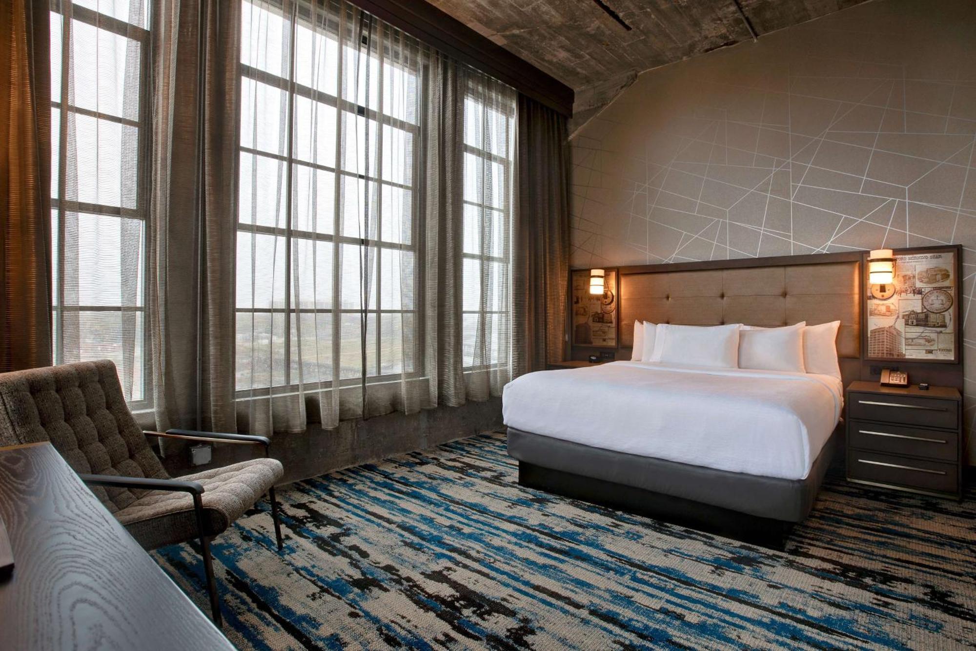 Embassy Suites By Hilton Rockford Riverfront Buitenkant foto